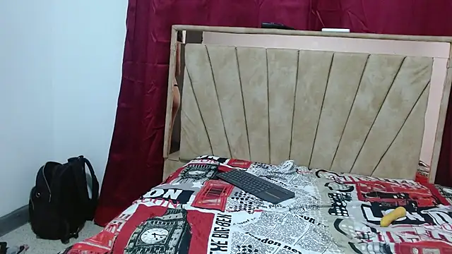 pia houns17 online show from 12-18-25, 02:50