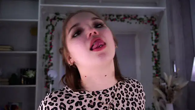 SolBurri online show from 12-14-25, 02:50