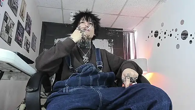 Snapshot of koryu_skull chatting on 03-21-26, 09:40 koryu skull online show from 03-21-26, 09:40