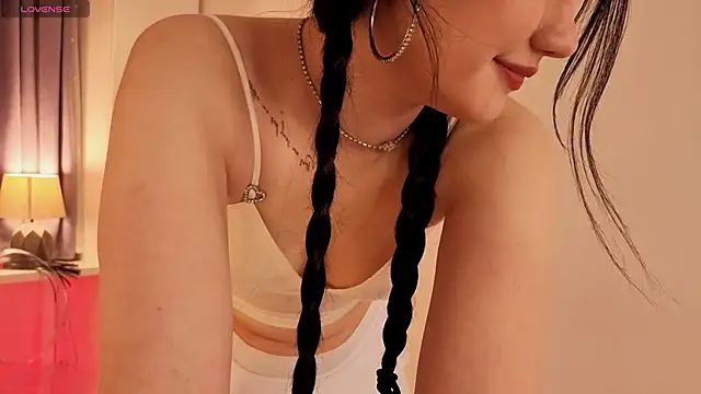 Snapshot of meganmex chatting on 03-16-26, 05:28 meganmex online show from 03-16-26, 05:28