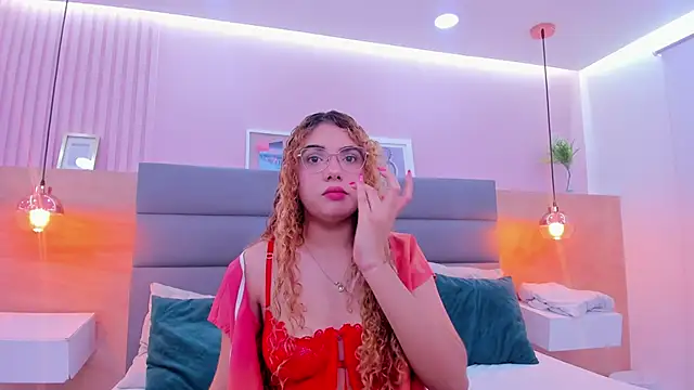 abril dolly online show from 12-16-25, 12:10