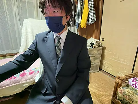 Hirokazu 12 online show from 02-02-26, 10:47