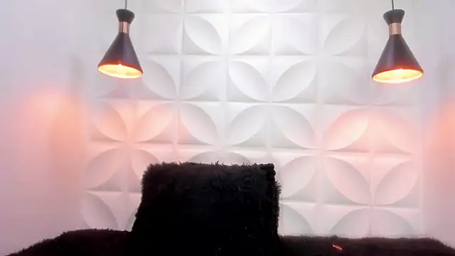 Snapshot of valeriecute18 chatting on 03-26-26, 11:32 valeriecute18 online show from 03-26-26, 11:32