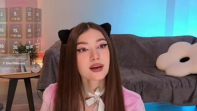 oliviaah  online show from 01-11-26, 03:06