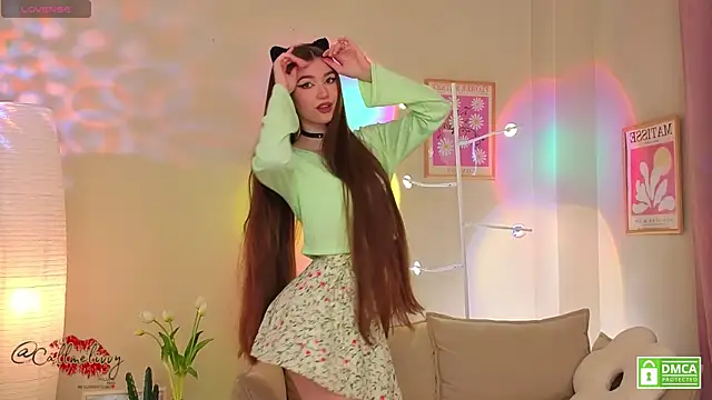 oliviaah  online show from 05-10-26, 02:44