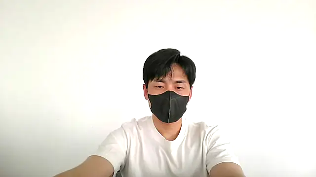 Snapshot of kimze7 chatting on 04-23-26, 07:30 kimze7 online show from 04-23-26, 07:30