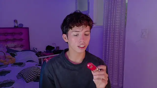 Snapshot of Dani_Dancer chatting on 03-07-26, 10:51 Dani Dancer online show from 03-07-26, 10:51