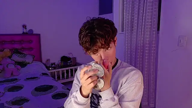 Snapshot of Dani_Dancer chatting on 03-10-26, 11:43 Dani Dancer online show from 03-10-26, 11:43