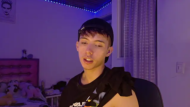 Dani Dancer online show from 04-28-26, 02:27