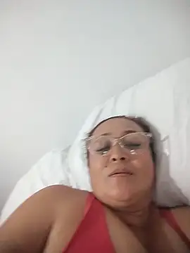 Nini Love  online show from 02-10-26, 04:27