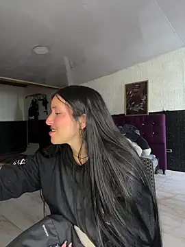 Snapshot of Agatta-X chatting on 12-20-25, 03:08 Agatta-X online show from 12-20-25, 03:08