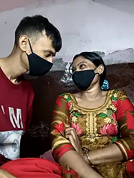 couplegk71 online show from 02-08-26, 01:20