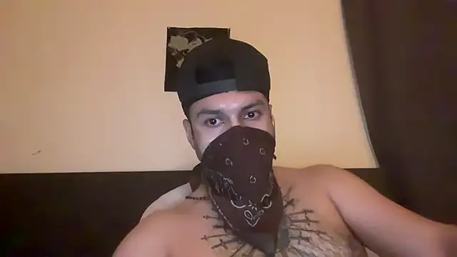 Snapshot of angelblanco chatting on 04-01-26, 07:31 angelblanco online show from 04-01-26, 07:31