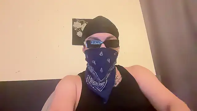 Snapshot of angelblanco chatting on 04-12-26, 11:54 angelblanco online show from 04-12-26, 11:54