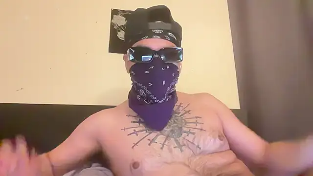Snapshot of angelblanco chatting on 05-12-26, 09:39 angelblanco online show from 05-12-26, 09:39