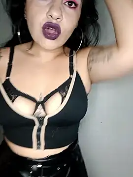 AmaTiffany online show from 01-18-26, 02:59