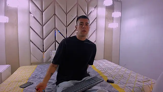 Snapshot of Nick_Archer chatting on 01-05-26, 09:51 Nick Archer online show from 01-05-26, 09:51