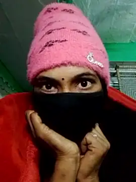 Snapshot of Sapna8080 chatting on 01-09-26, 08:21 Sapna8080 online show from 01-09-26, 08:21