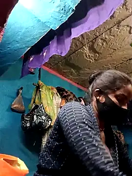 Poonam8080 online show from 01-31-26, 07:11