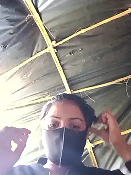 Poonam8080 online show from 02-01-26, 08:13