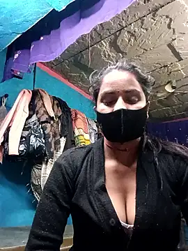 Poonam8080 online show from 02-09-26, 05:39