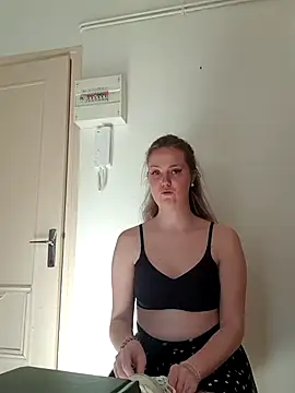 Vikml166 online show from 02-24-26, 10:13