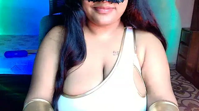 HEZALNUT online show from 06-18-26, 07:18
