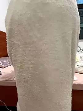 Snapshot of cmvoo chatting on 12-21-25, 11:23 cmvoo online show from 12-21-25, 11:23