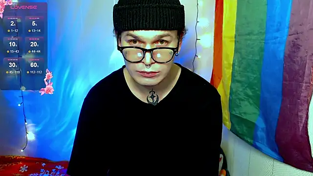 Steve q online show from 12-19-25, 01:01