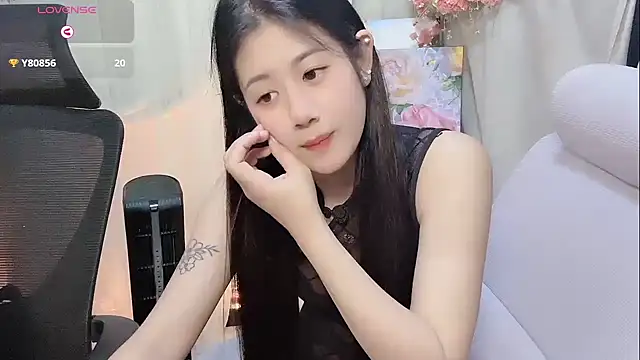 Yvonne-07 online show from 03-20-26, 02:11