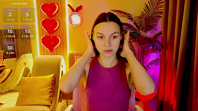 MaxinCarroll online show from 02-18-26, 06:09