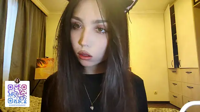 Qwami Amie online show from 01-08-26, 06:26