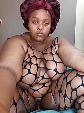 ChoklitBerryXX online show from 05-04-26, 10:55