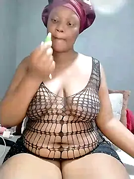 SexyAssQueenX online show from 05-13-26, 01:47