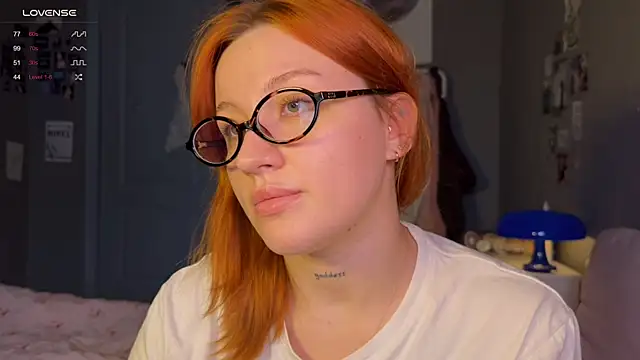 Snapshot of eva_stripchat chatting on 12-22-25, 10:12 eva stripchat online show from 12-22-25, 10:12