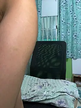 Snapshot of analuizaxxny chatting on 01-31-26, 07:23 analuizaxxny online show from 01-31-26, 07:23