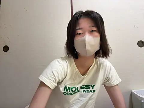 Snapshot of kuromi_chan_oo chatting on 06-18-26, 10:25 kuromi chan oo online show from 06-18-26, 10:25