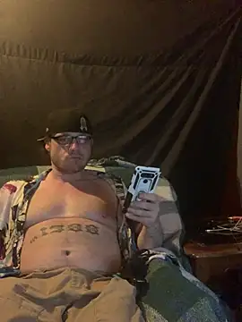 Snapshot of Ldnick69 chatting on 02-11-26, 08:30 Ldnick69 online show from 02-11-26, 08:30