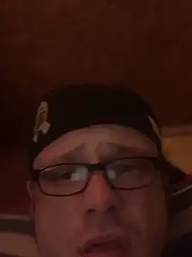 Snapshot of Ldnick69 chatting on 02-14-26, 08:27 Ldnick69 online show from 02-14-26, 08:27