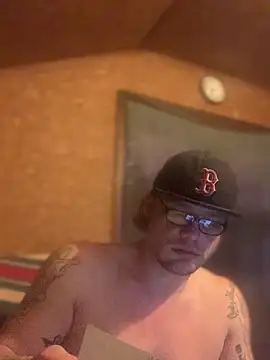 Snapshot of Ldnick69 chatting on 02-23-26, 09:12 Ldnick69 online show from 02-23-26, 09:12