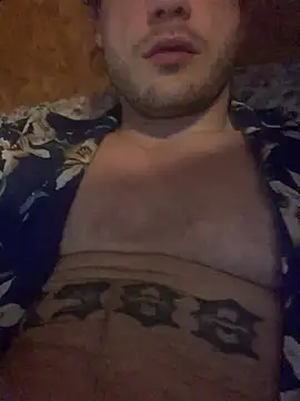 Snapshot of Ldnick69 chatting on 03-16-26, 04:51 Ldnick69 online show from 03-16-26, 04:51