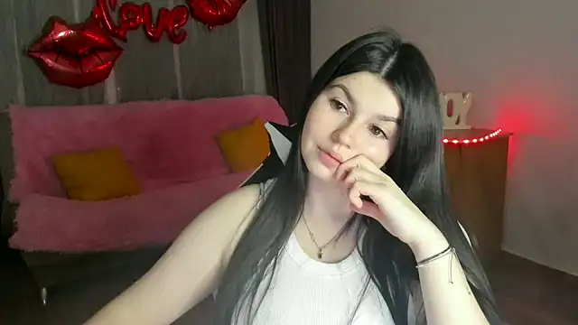 KisaModel online show from 05-03-26, 03:51