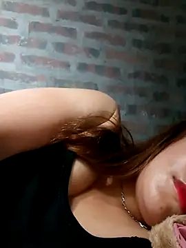 Snapshot of yana-zz chatting on 03-11-26, 01:00 yana-zz online show from 03-11-26, 01:00