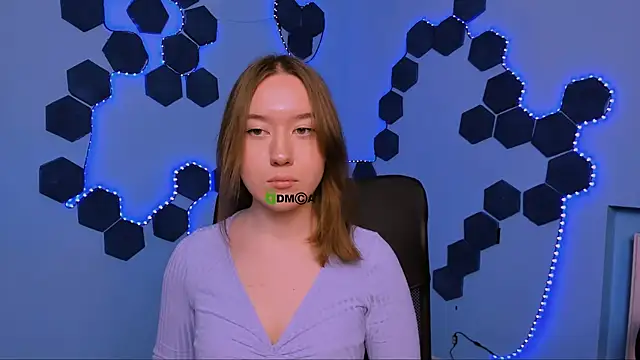 kimiko shine online show from 12-20-25, 10:11