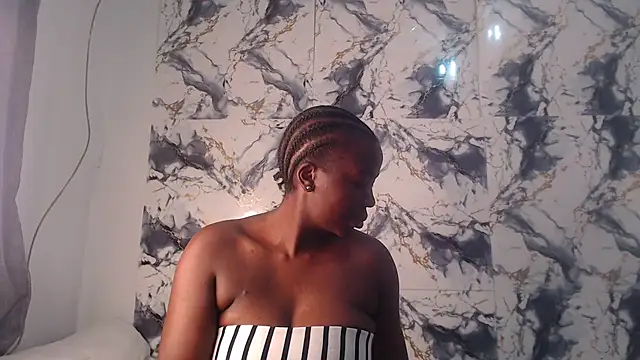 CurvyJ255 online show from 07-17-26, 08:24