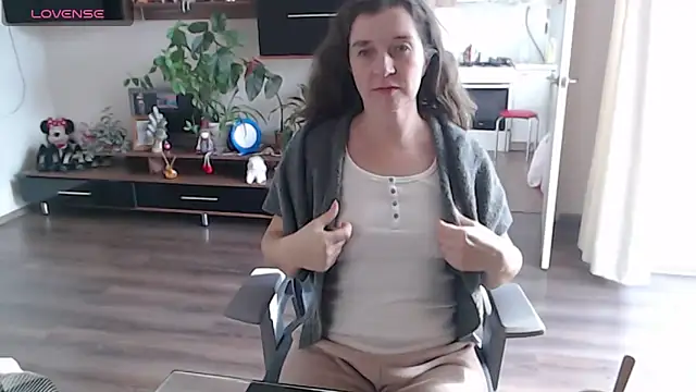 SofiaBoone online show from 01-18-26, 09:13