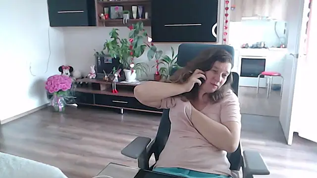 Snapshot of SofiaBoone chatting on 02-16-26, 07:48 SofiaBoone online show from 02-16-26, 07:48