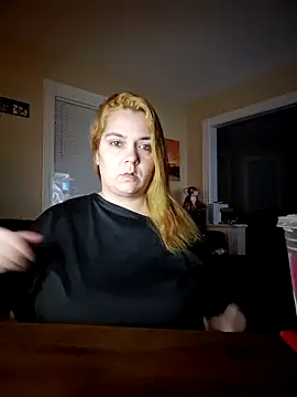 Snapshot of Aria423 chatting on 03-19-26, 12:25 Aria423 online show from 03-19-26, 12:25