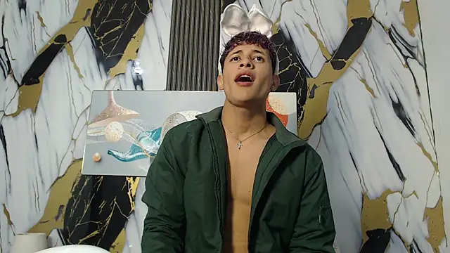 YOUNG GUYS1 online show from 02-17-26, 01:35