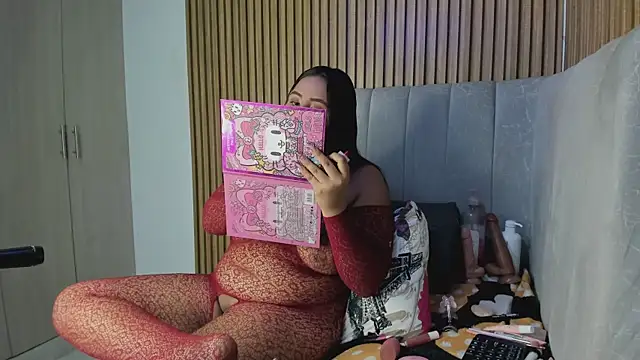 TiifanyGrey online show from 01-13-26, 03:01